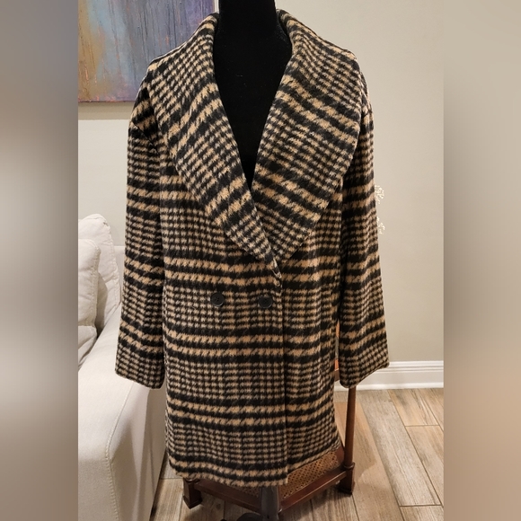 Avec Les Filles Jackets & Blazers - Avec Les Filles Plaid Coat in Black and Tan-WOOL BLEND WORN Once